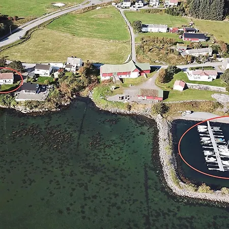 10 Person In Vevang-by Traum Vevang